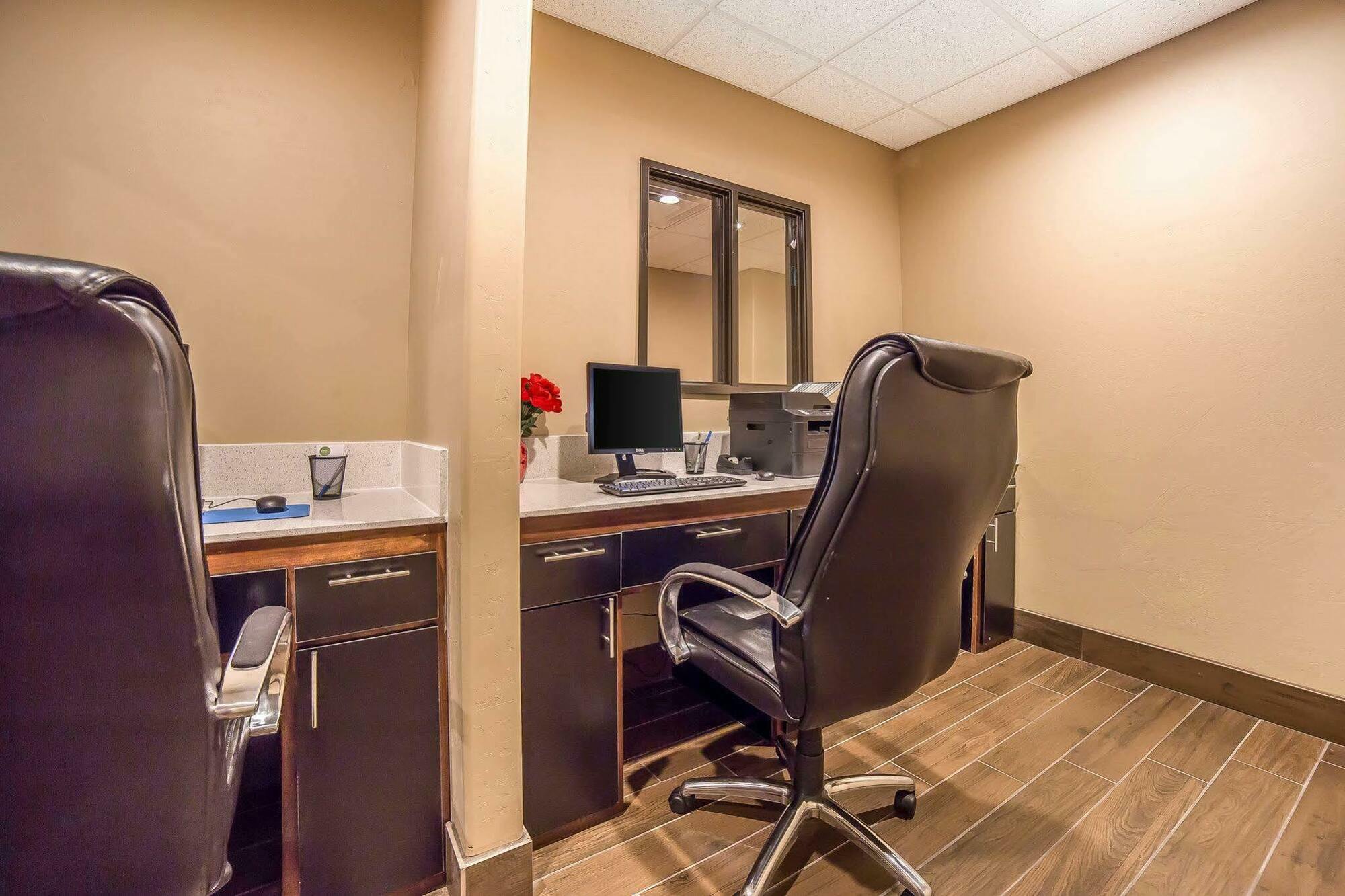 Comfort Inn & Suites Vernal - National Monument Area Екстериор снимка